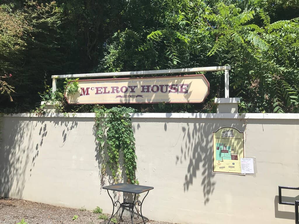 Knowledgeable Volunteers