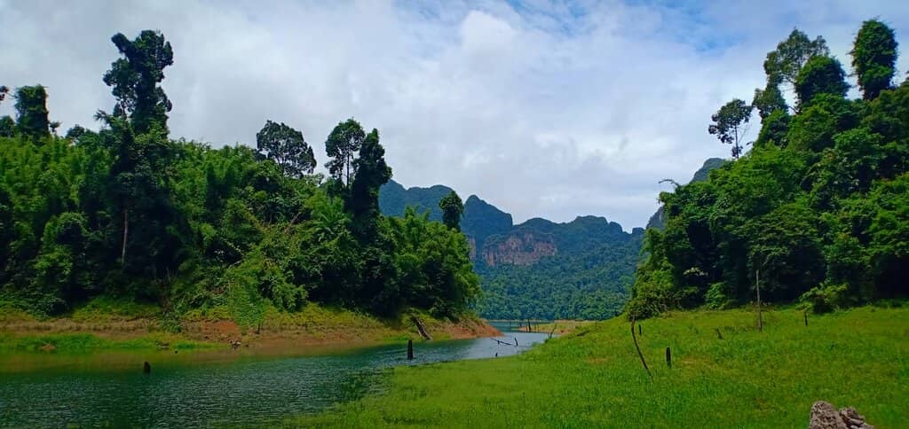 Kayaking & Cave Exploration