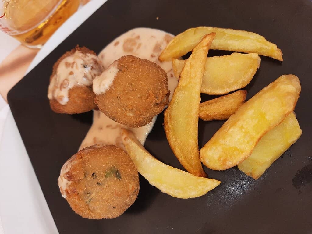 Accommodating Service