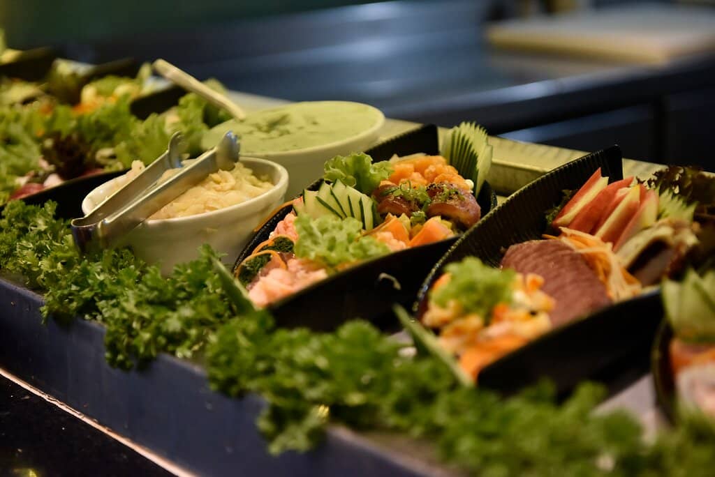 Lively & Family-Friendly Atmosphere