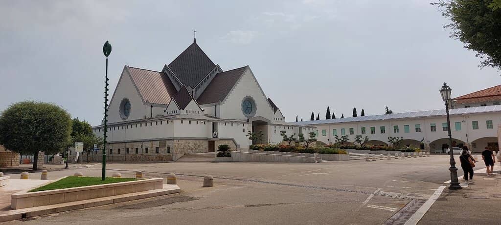 Pilgrim's Memorial Room