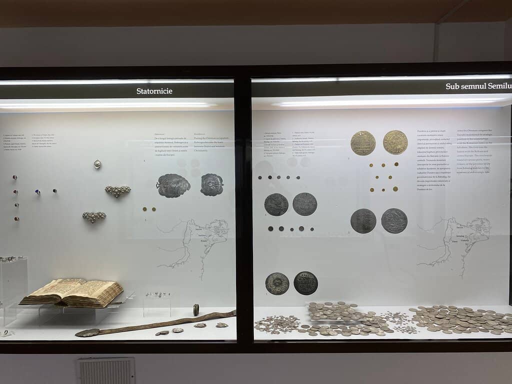 Romanian & English Explanations