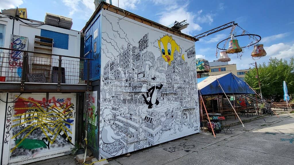 Themed Bars & Chill Areas