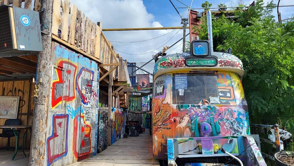 Post-Apocalyptic Ambiance