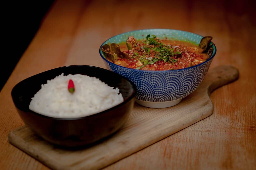 Cozy & Lively Atmosphere