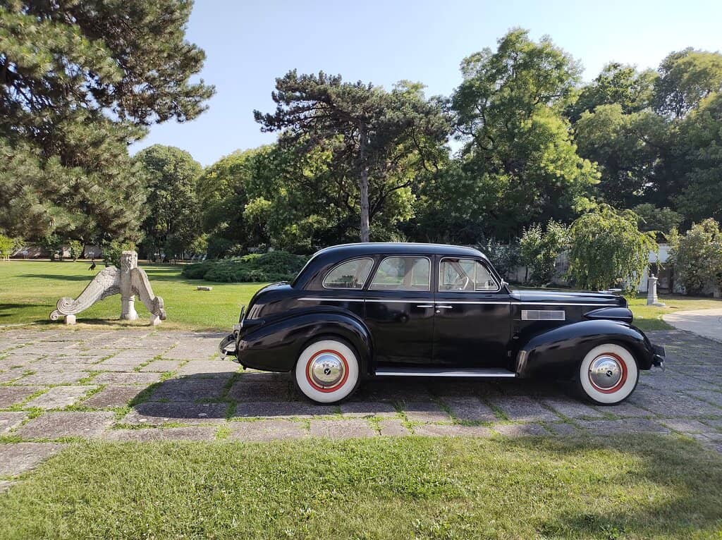 Art Deco Falcon Motifs