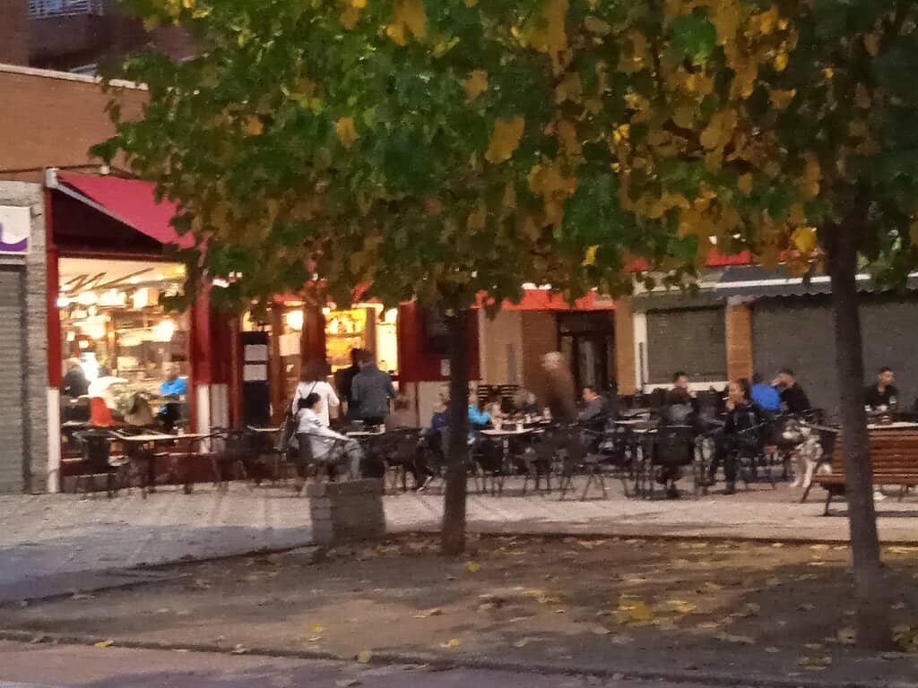 Complimentary Tapas with Drinks