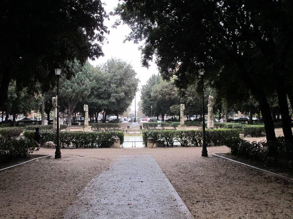 Green Spaces & Avenues