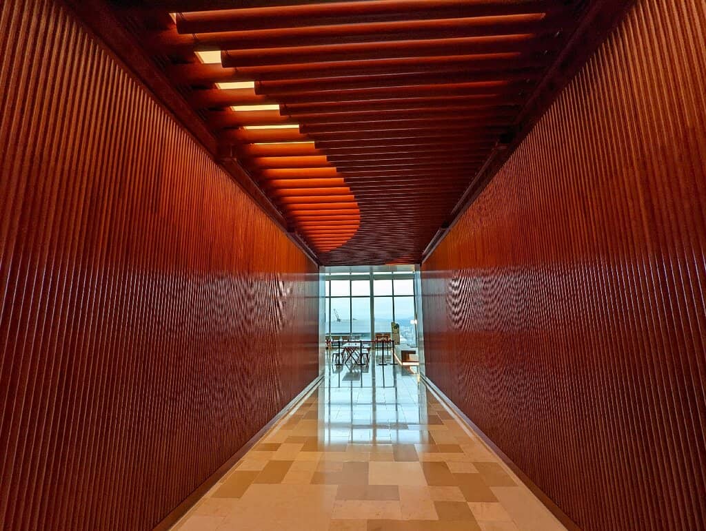 Ground Floor Cafe & Plaza