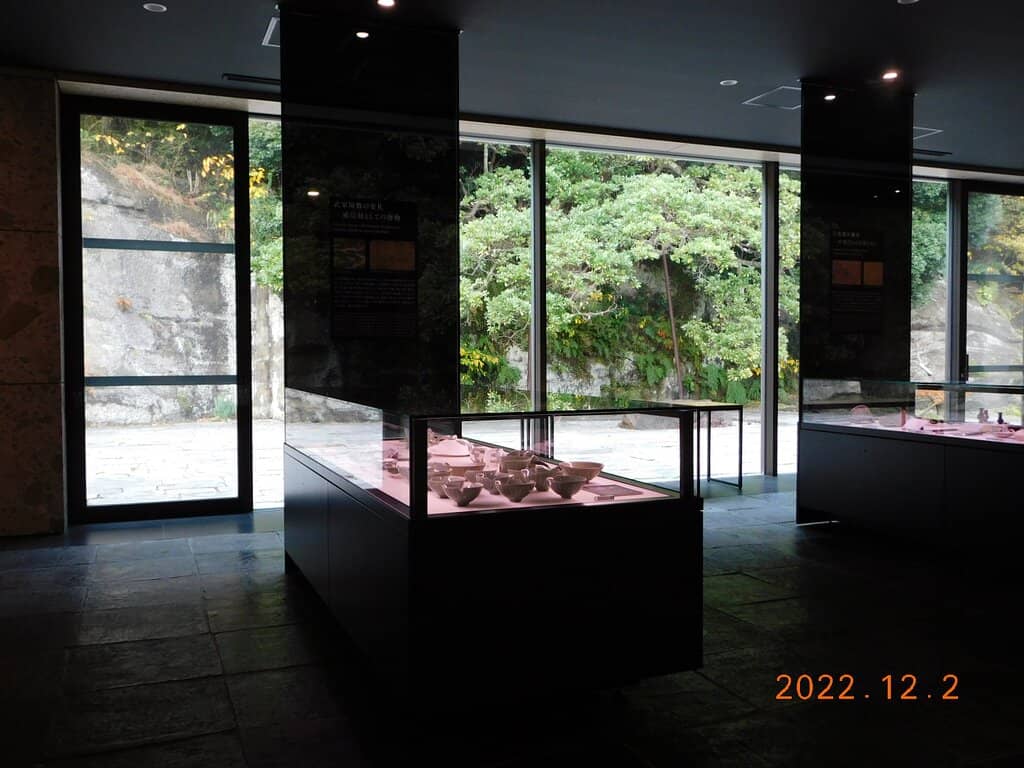 Kamakurakoko-Mae Station