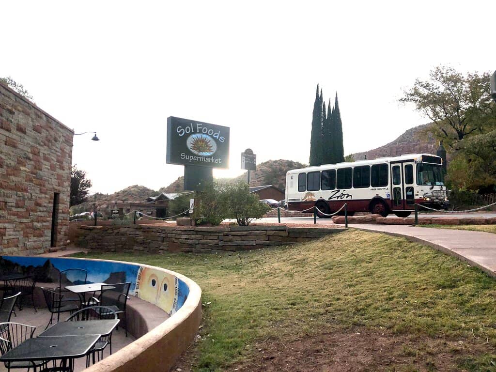 Fresh Deli & Salad Bar