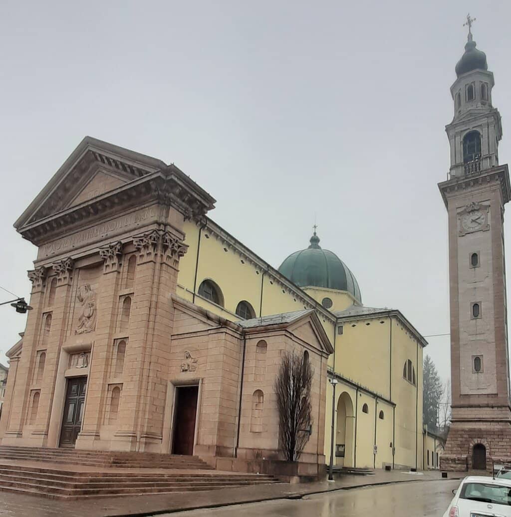 Soaring Nave and Frescoes
