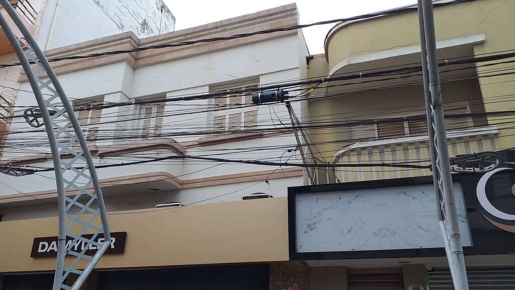 Local Flavors and Finds