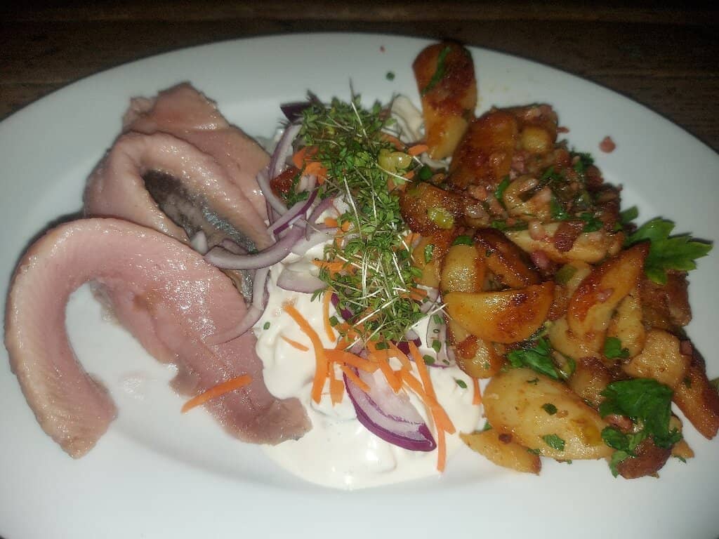 Lively Atmosphere & Events