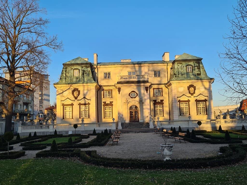 Fountain Park Proximity