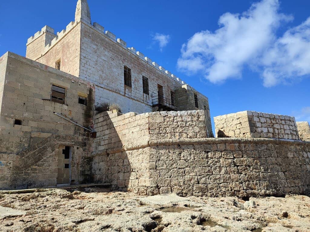 Wied Musa Battery Exterior