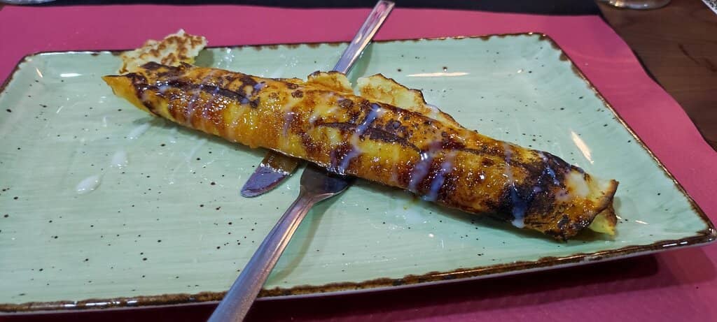 Outstanding, Homely Service