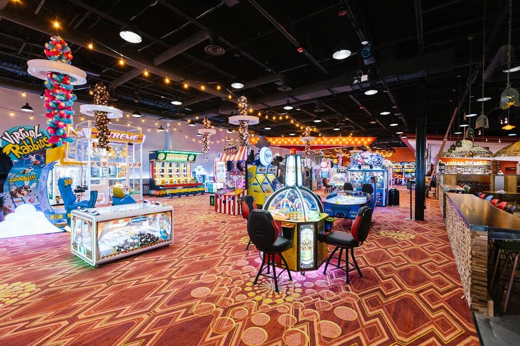 Family Fun & Arcade Games