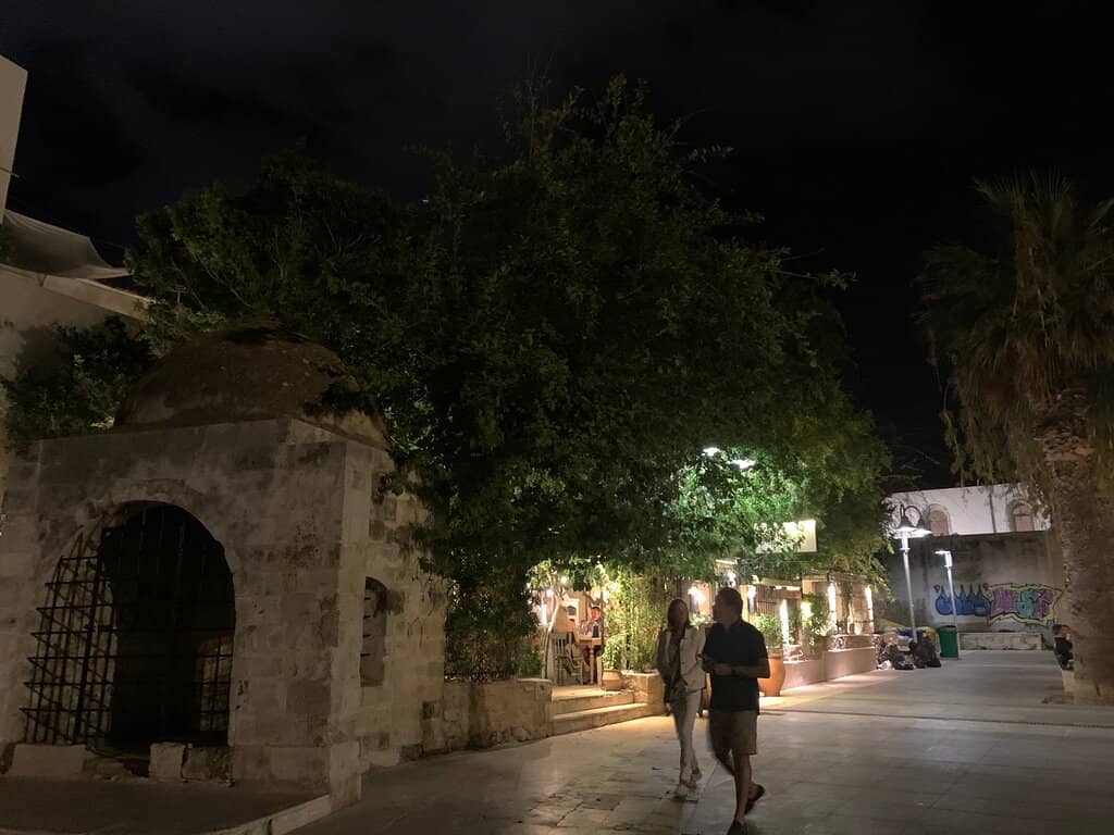 Traditional Cretan Ensemble Performances
