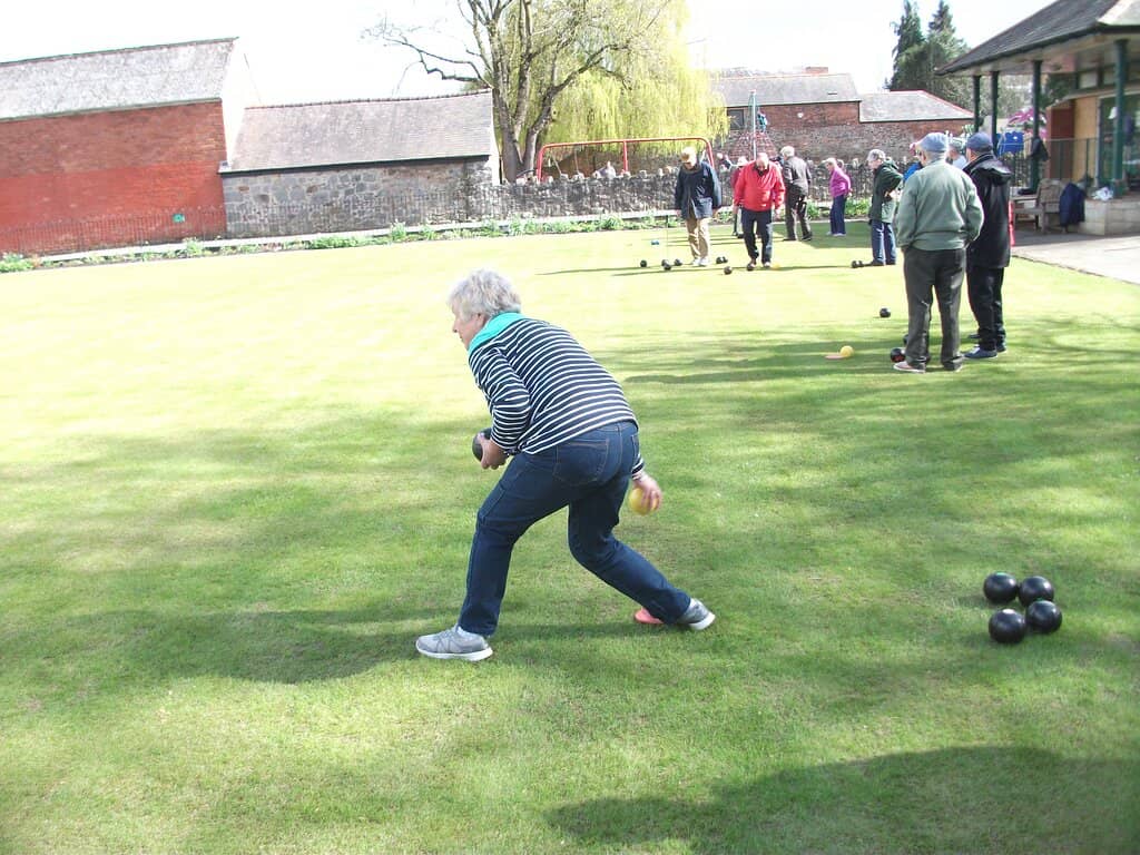 Beautifully Maintained Gardens