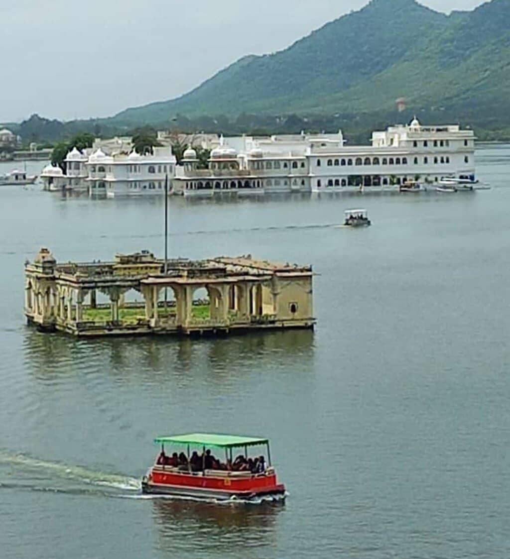 Royal Artifacts and Costumes