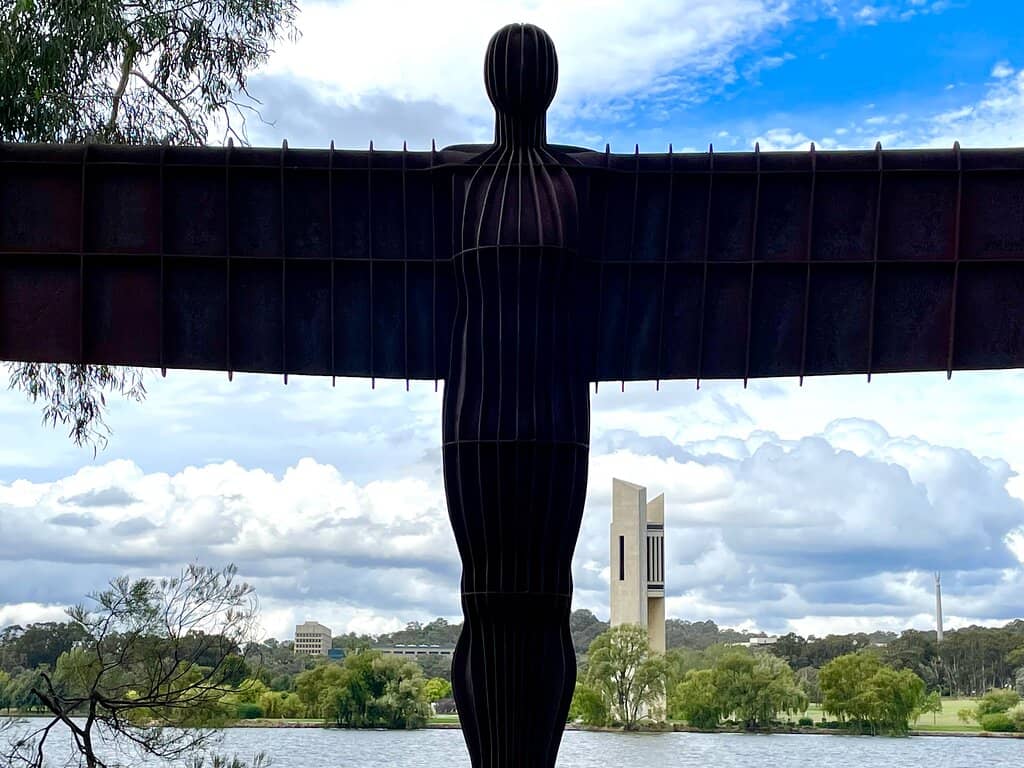 Cycling the Lake Circuit