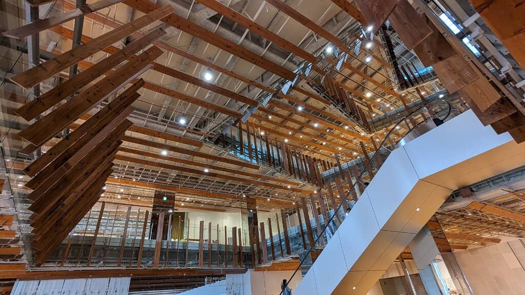 Toyama Glass Art Museum