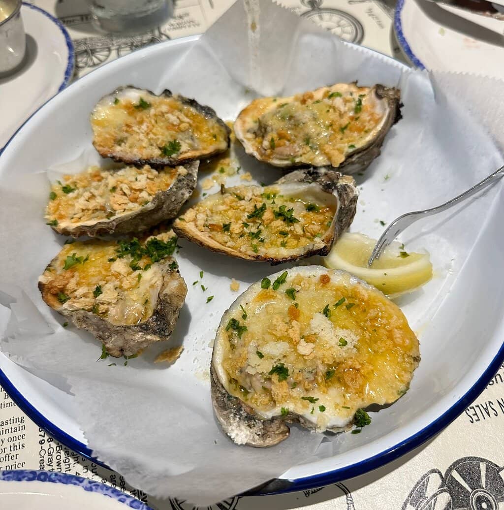 Nostalgic Southern Diner Ambiance