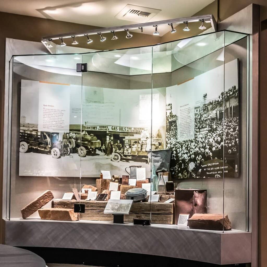 Nuclear Warhead Displays