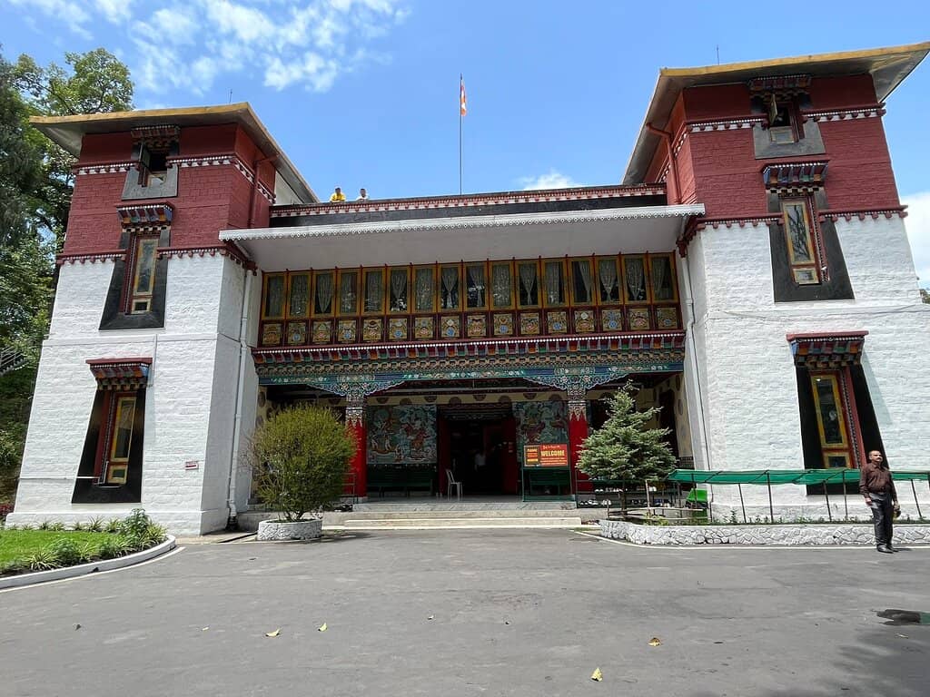 Tibetan Manuscripts & Scrolls