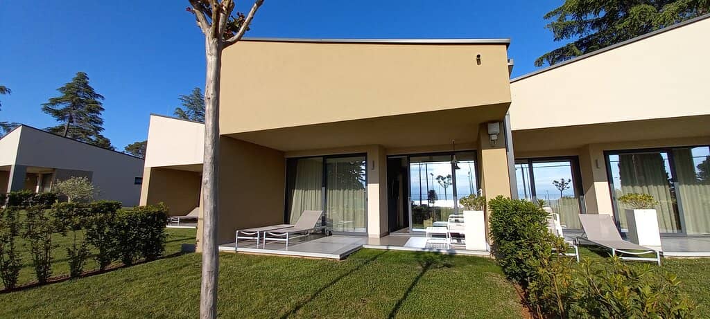 Relaxing Beachfront Stays