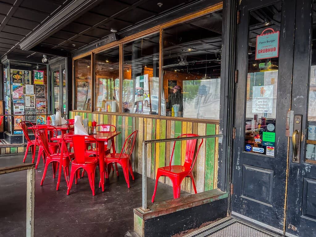 Vibrant Downtown Atmosphere