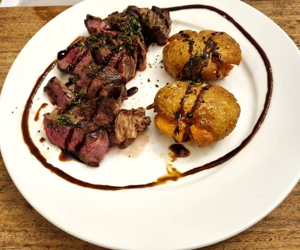 Cozy, Homey Ambiance