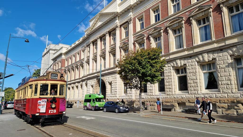 Hop-On, Hop-Off Flexibility