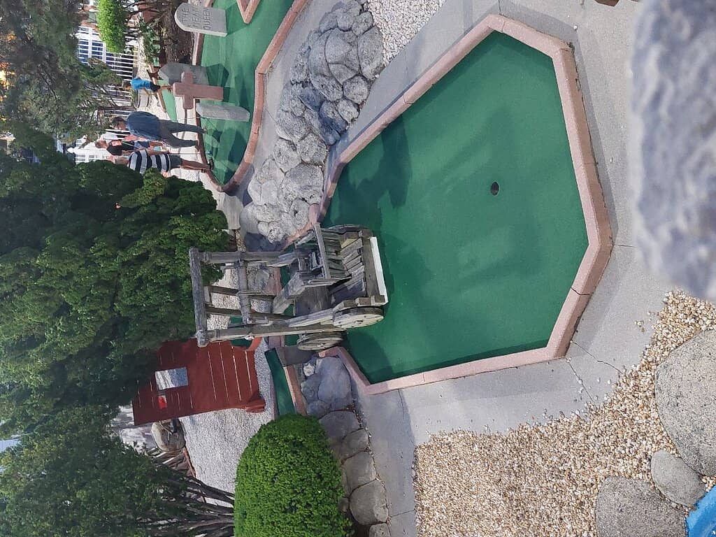 Underwater Adventure Indoor Course