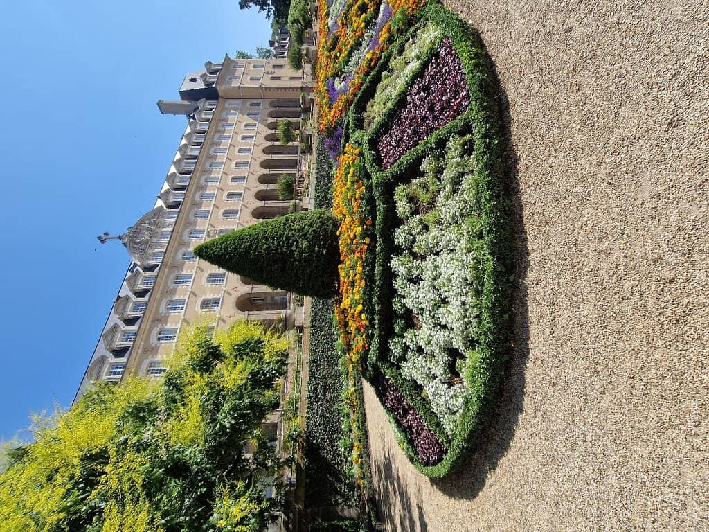 Palais Saint-Georges Gardens