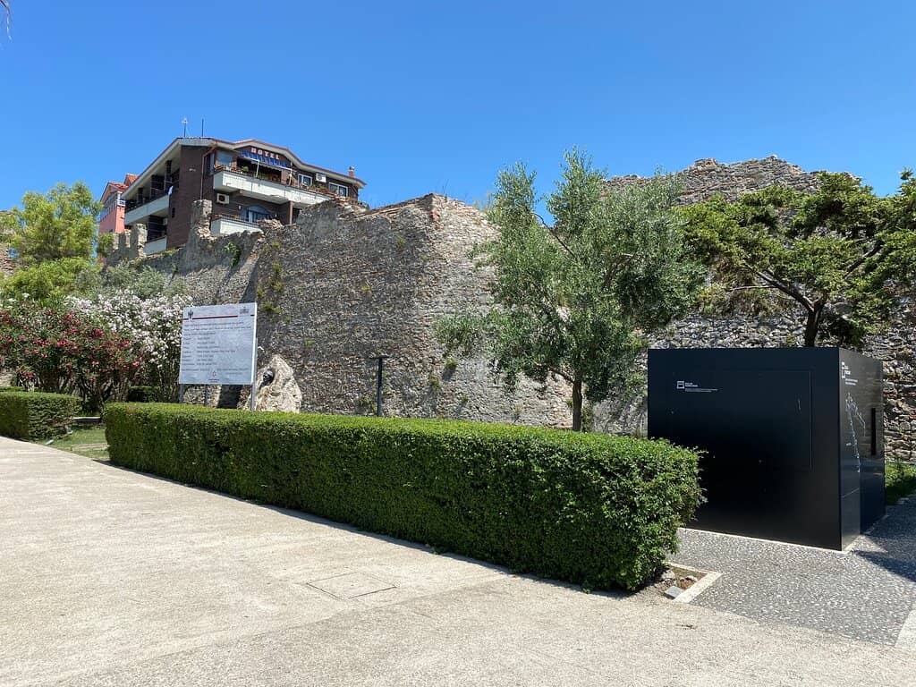 Iconic City Monument