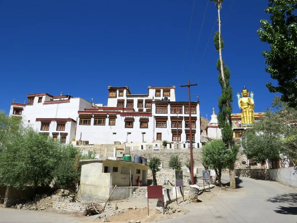 Panoramic Mountain Views