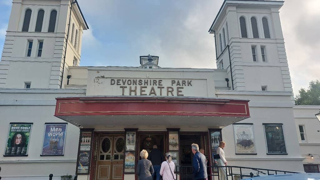 Lively Panto Performances