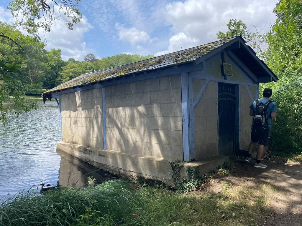 Seasonal Color Spectacle