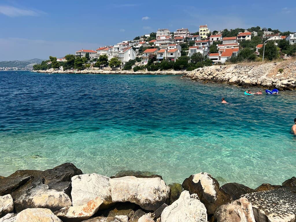 Adventurous Dirt Road Access