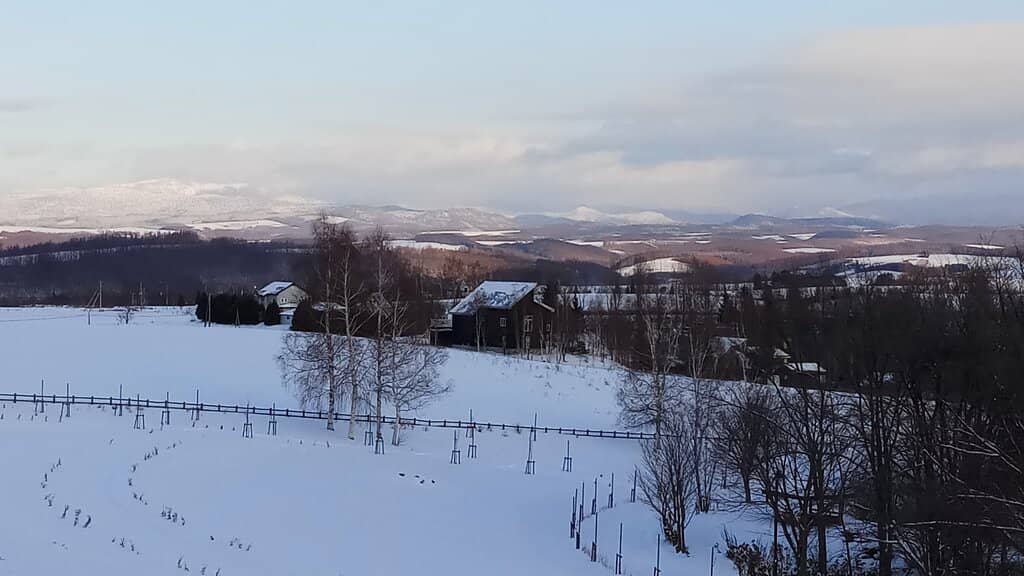 Panoramic Valley Views