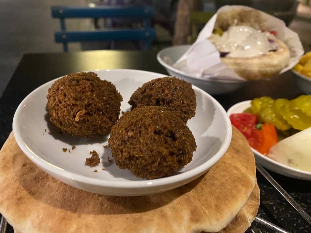 Lively Jerusalem Vibe