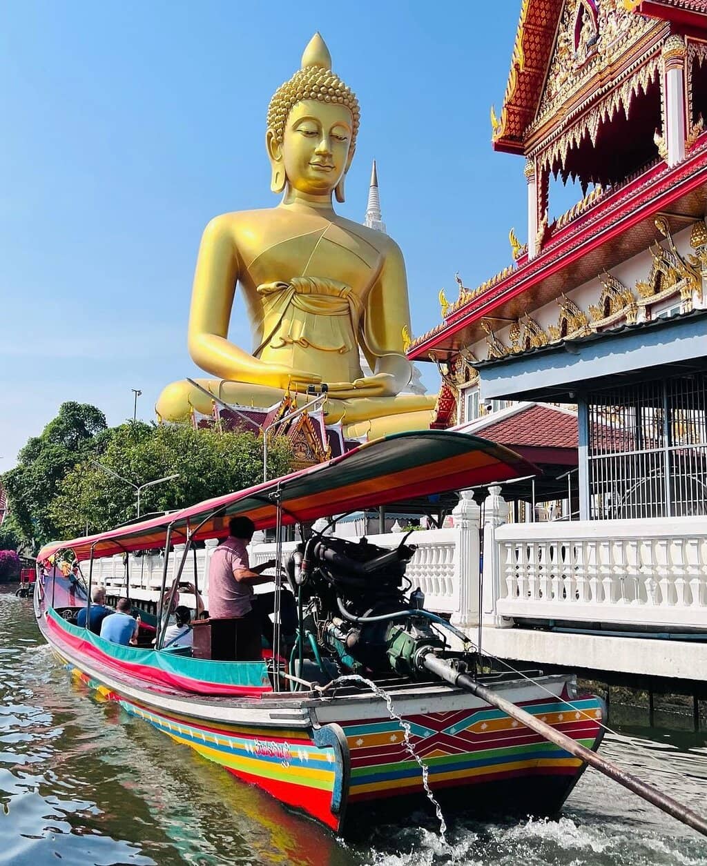 Wat Paknam (Big Buddha)