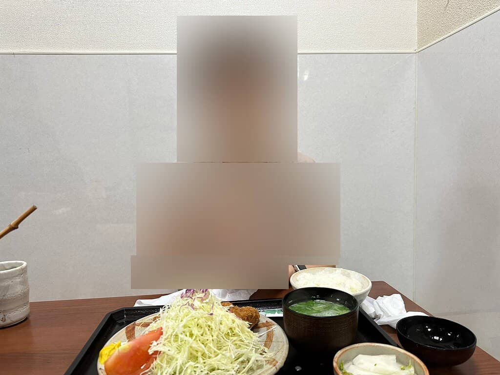 Busy but Efficient Atmosphere