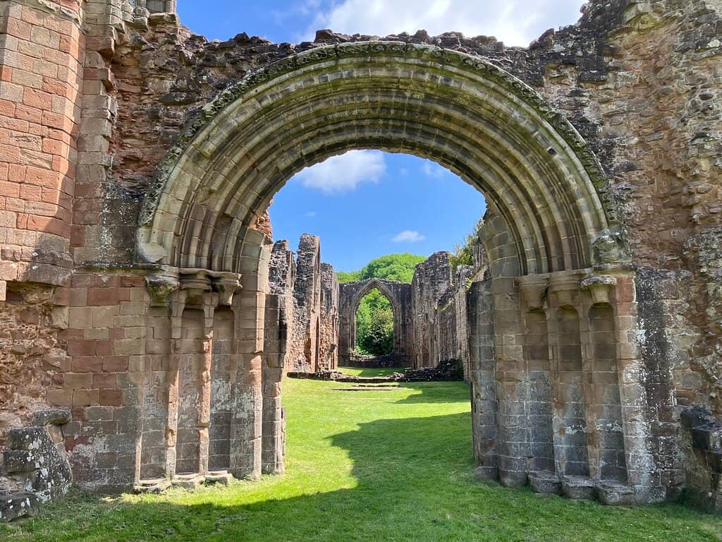 Peaceful Countryside Setting