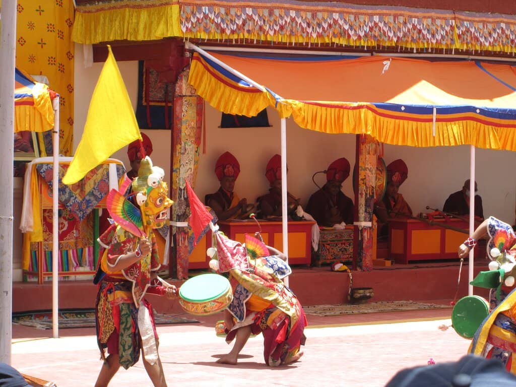 The 'Rock-Roof' Architecture