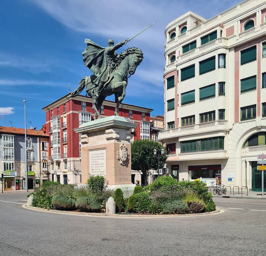 Gateway to the Espolón