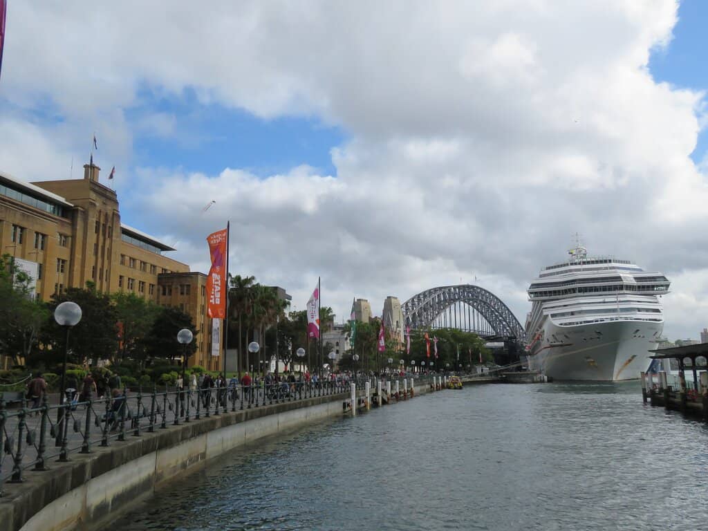Cruise Ship Arrivals