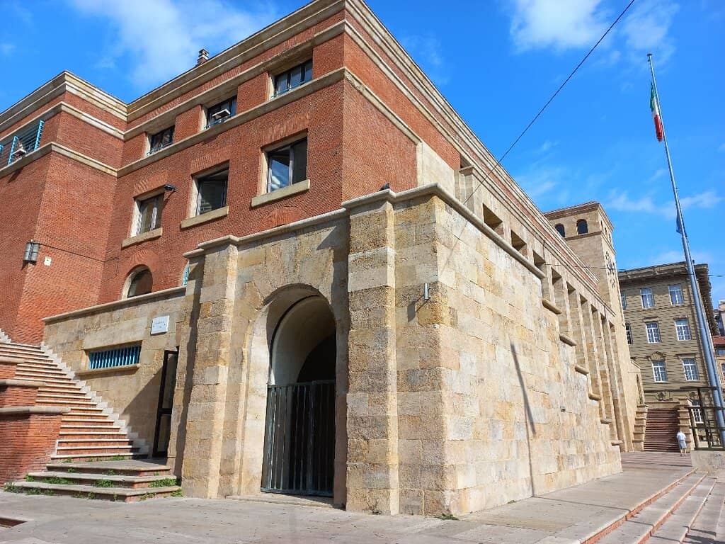 Rationalist Architecture